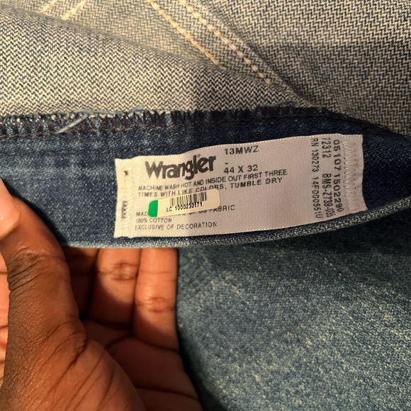 Wrangler Jeans - Picture 6 of 11